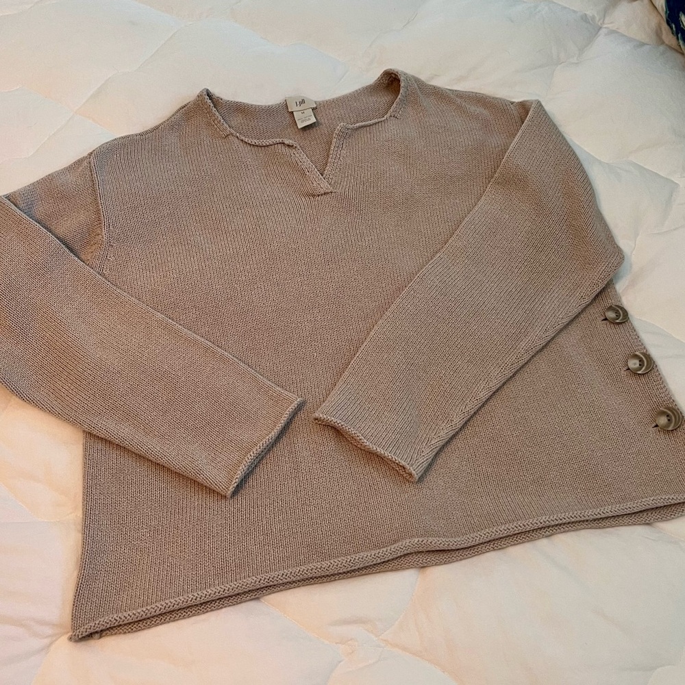 J JILL Sweater Cropped Split Neck Pullover. Long Sleeve. Side Buttons. Medium.